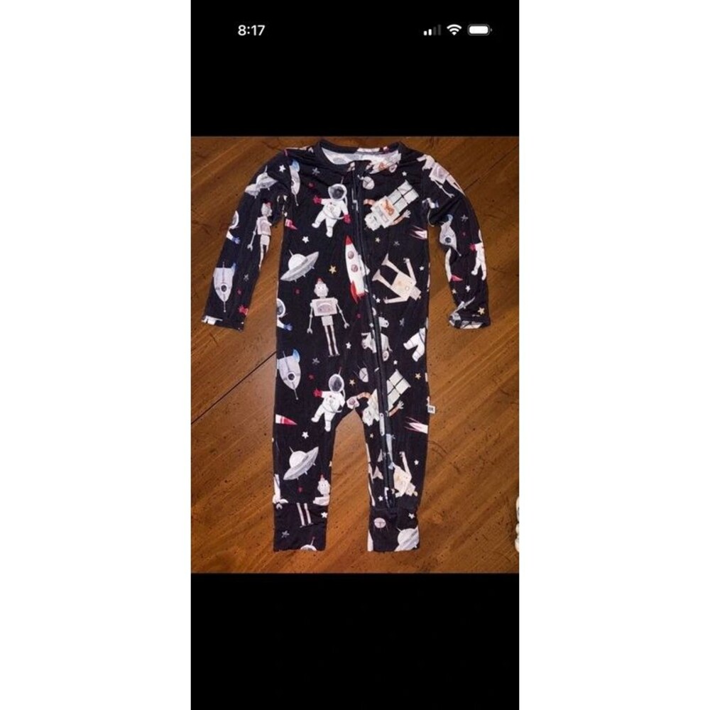 Bums and Roses Sleeper 12-18M